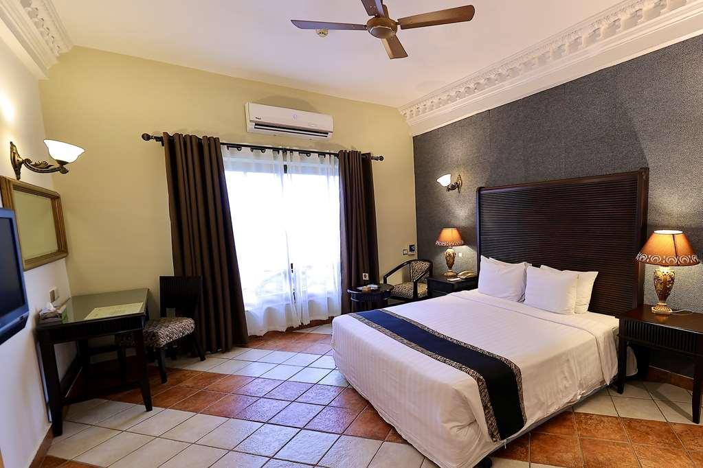 Colosseum Boutique Hotel & Spa Дар-эс-Саламе Номер фото