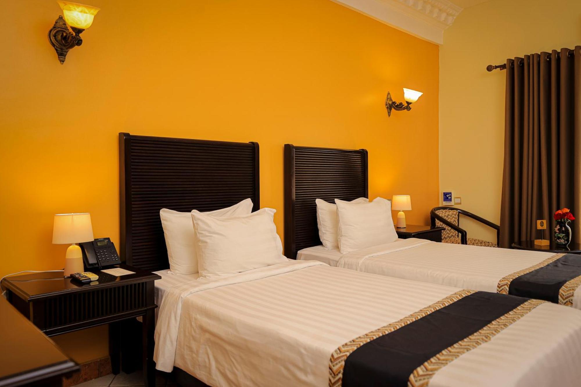 Colosseum Boutique Hotel & Spa Дар-эс-Саламе Экстерьер фото